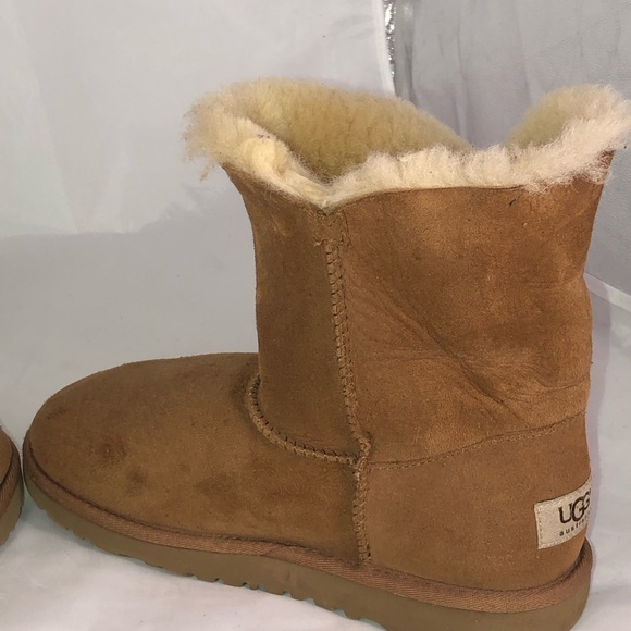 UGG Tan Suede Women’s Booties Size 6 - Picture 7 of 11